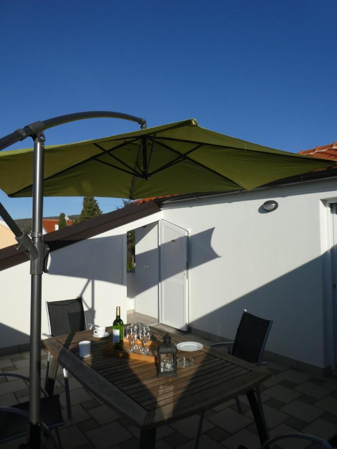 Apartments Milenka Punat Exterior photo